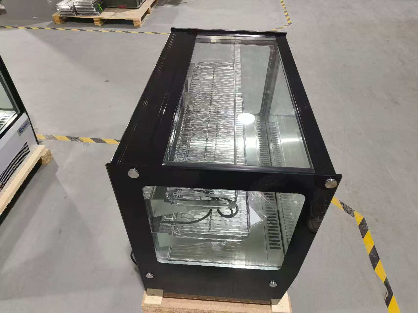 Countertop PASTRY/CAKE Display Fridge 160L – Flat glass - 2 shelves - 2 sliding Doors - Stainless Steel